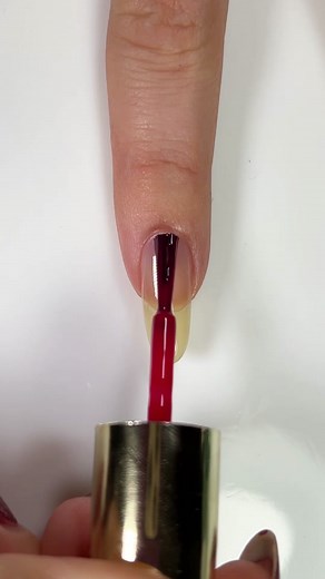 Candy Cane Nails Tutorial with BeautyGARDE Polish