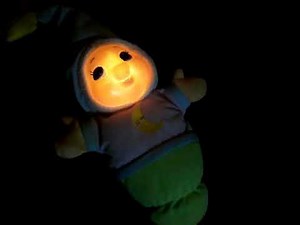 2003 Playskool Lullaby Gloworm!