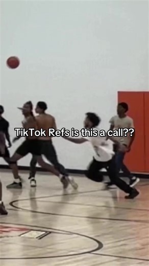 Understanding Basketball Travel Rules: A Ref's Perspective