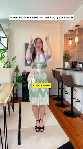 Different Dirndl & different version of the song 😅 Which one do you like better? This Dirndl is by @Bavaria Trachten ! Use code FELIFELI for 10% off! They have amazing Lederhosen too 👍 Dance credits @Stephanie Inspo @Jasmin & James