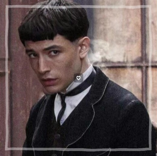 #CREDENCEBAREBONE | I’m a credence’s lover fr | Character : • Credence Barebone Hashtags : #FANTASTICBEASTS #harrypottertiktok #pourtoii #foryou
