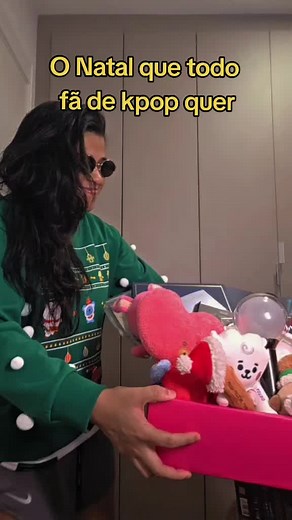 Os vídeos de RAYA LEITE (@raya_leitee) com All I Want For Christmas Is You - Mariah Carey