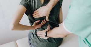 Hyperlordose lombaire ou cervicale : définition, causes, symptômes, opération