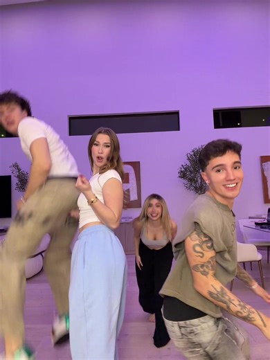 Mis niños son muy locos 😒 @karen torres🤍🐐 @𝖆𝖕𝖔𝖑𝖔 @João Ferreira