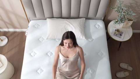 Hansleep King Mattress Topper Viscose Derived from Bamboo, Memory Foam Pillow Top Mattress Topper King with Deep Pocket, Breathable Mattress Pad for Back Pain Relief, 78" x 80", White