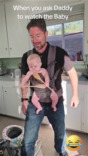I asked Daddy to watch the baby for an hour..then he walked into the room like this! 😃