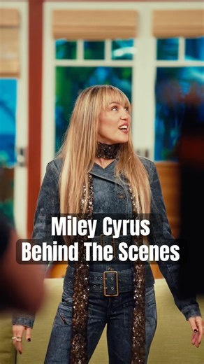Miley Cyrus Behind the Scenes of Hannah Montana 20th Anniversary Special 👀🎬 | #shorts #mileycyrus