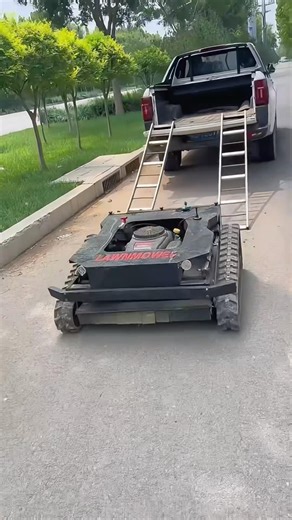 The season of rampant grass growth is here .Is your remote-controlled lawn mower ready?#lawnmower