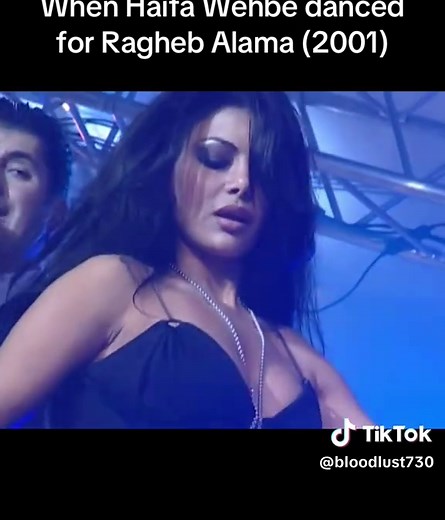 Haifa Wehbe Dances for Ragheb Alama - Full Performance
