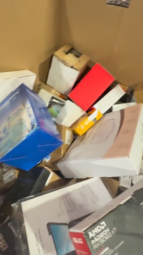 5.9K views · 35 reactions | ⚡️ HCE - HIGH COUNTS ELECTRONICS - AMZ - 250 a 350 articles | Amabec Liquidation | Facebook