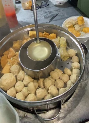 Bakso Ndeso: Nikmati Kuliner Malam di KBD