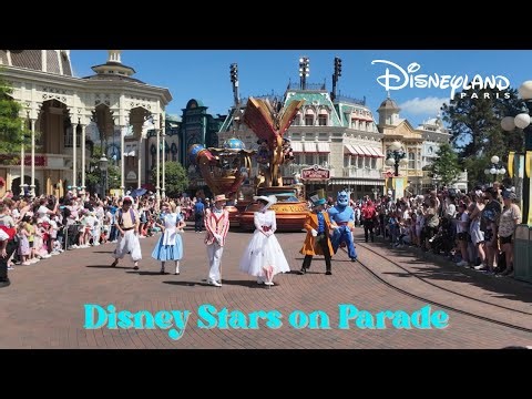 [4K] Disneyland Paris - Disney Stars on Parade full show