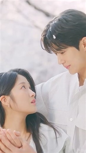 170K views · 6.7K reactions | What's making you tear up more, this scene or the spring time allergies? #LovelyRunner #Viki #Spring | Viki | Facebook