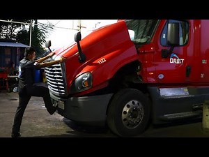 Freightliner cascadia electronic problems module damage after high voltage discharge from lightning