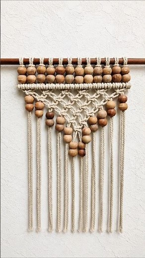 Easy Macrame Wall Hanging for Beginners #macrameforbeginners #macramepattern #diy #macramewalldecor
