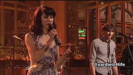 Gotye feat. Kimbra Somebody That I Used To Know (Saturday Night Live)
