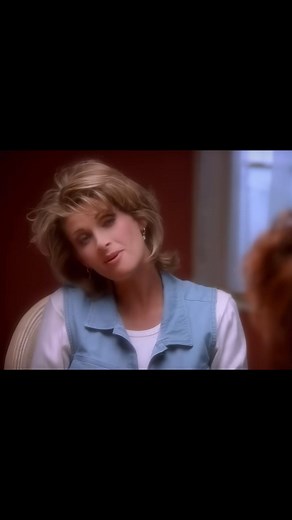 Reba McEntire - On My Own ft. Trisha Yearwood, Martina McBride, Linda Davis..▶️ Click to play music! https://oldmusic.shop/reba-mcentire-on-my-own-ft-trisha-yearwood-martina-mcbride-linda-davis/ | Heartland Harmonies