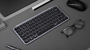 Keychron B1 Pro 75% Layout Ultra-Slim Wireless Bluetooth 2.4 GHz/Wired Keyboard for Mac Windows Linux