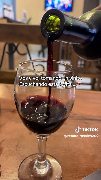 Brindis por lo que fue y lo que vendrá — Mensaje para brindar