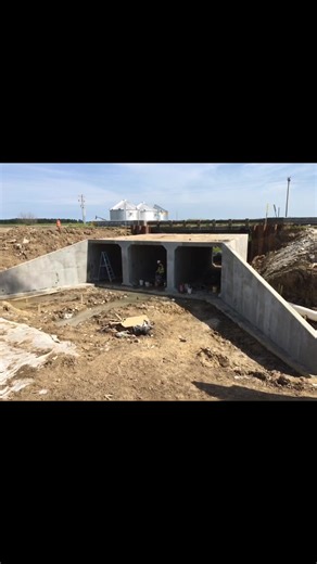 Red Swaite (@red.swaite)’s videos with original sound - Breaking Rust