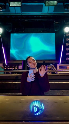 Clean Party✨ on Instagram: "La Clean Party débarque à Lausanne ! Et pour cette première édition à la maison, on vous a préparé une programmation qui vous fera oublier le temps qui passe.. même sobre ✨ Yoga, breathwork, stands créateurs, show lights sur mesure et line-up de qualité pour partager ensemble dans une ambiance clean et respectueuse 🙌🏻 Rendez-vous le 25 janvier au D! Club 14h - 20h Techno • Tekno • Psytrance Tickets disponibles en bio Insta 🎟️ @rose.elb @lowel_dj @musicbyelina @_fla