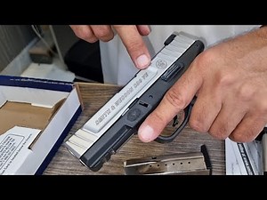 Smith & wesson SD9 VE 9mm Pistol Review and Unboxing.