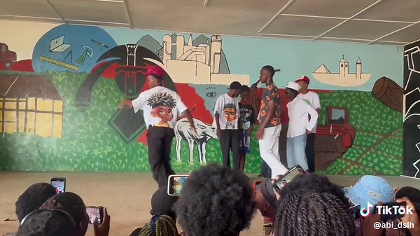 Retrouvailles aux Battles: La Rarissime 8G vs Dacosta Le Colon Waze