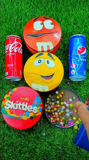 ‎4Unpacking 4 Colorful M&M’s | Super Satisfying ASMR Video!