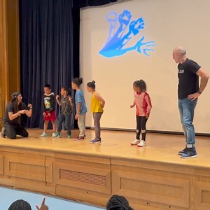 NYSD was proud to welcome ASL SLAM performers, Douglas Ridloff and Scotty Keller to campus! They provided exciting workshops for all students and displayed their amazing artistic talent through ASL performances. The students absolutely loved the show and were fully engaged from start to finish! #bilingualeducation #ASL | New York School for the Deaf