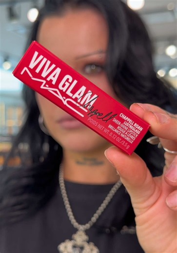 ROAN OF ARC 3 WAYS 💋⚔️ Products used @M·A·C Cosmetics Lipliner in Mahogany Viva Glam Lustreglass Lipstick in Roan of Arc Lipliner in Nightmoth Viva Glam Lustreglass Lipstick in Roan of Arc Lipglazer Lipliner in Root for Me! Viva Glam Lustreglass Lipstick in Roan of Arc #chappellroan #maccosmetics #lipcombo #lipstick #lipliner