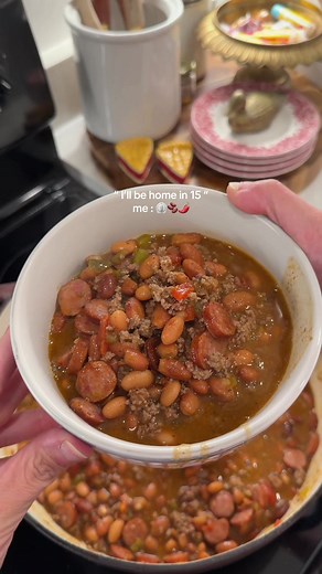me 🤝 15 minute dinners this is my fireman beans recipe!! I love it with saltine crackers or some crusty bread!!! #onepotmeals #easyrecipe #highfiber #highprotein #quickdinner