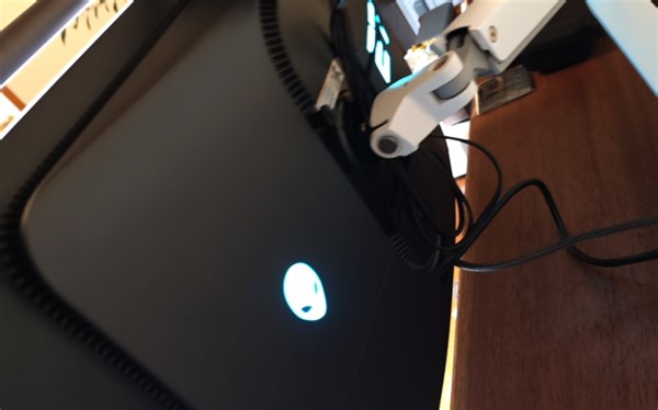 外星人aw2725df 2k 360hz qdOLED显示器上手实测