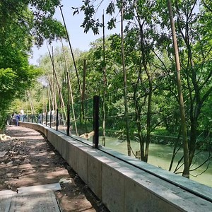 [Hot Item] New Emergency Safety Equipment Aluminum Glass Protective Wall Barrier Residential Flood Control Barrier