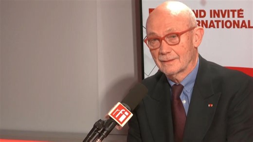Pascal Lamy: « C'est une guerre commerciale entre les États-Unis et le reste du monde »