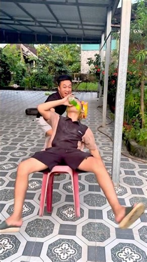 “The Bully Got What He Deserved… But Not How You’d Expect! 😂”#BullyKarma #funnyending