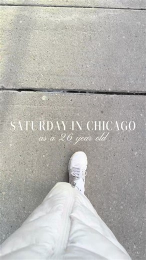 Saturday in my life as a 26 year old in Chicago! 💗 I worked out at @[solidcore] then got ready and tried out new products from @Westman-Atelier 🫶 then my husband and I went to Ralph’s coffee and I shopped around @Aritzia 😇 then finished the night doing a Galentines w some friends and went to Bisous for a night cap 🤭 #saturday #chicago #diml #dayinmylife #minivlog