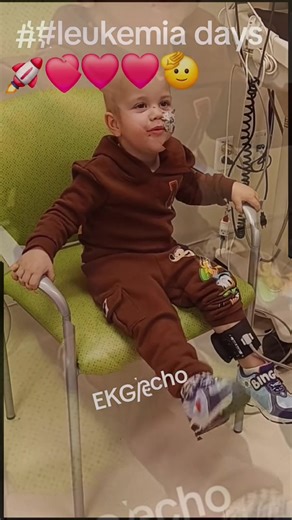 Testing, testing and more testing. So many things to get done before the bone marrow transplant. Traxton is strong and doing well right now he’s still full of spunk. If you ever question how strong a 2 year old is just look at T-Rex #bonemarrowtransplant #amlleukemiawarrior🎗 #foryoupage #Leukemia #cancer @P