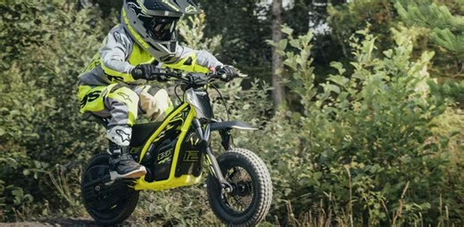 3歳から乗れる。キッズ向けの電動オフロードバイクで英才教育だ