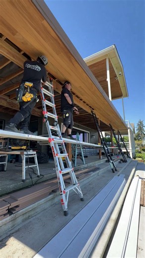 Installing soffit under a waterproof deck ‪@MaximoWood‬