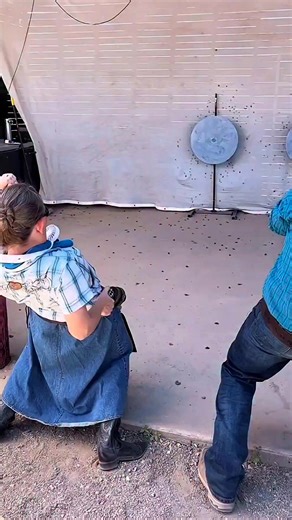 How Fast Were Western Gunslingers Really Shocking Speed 😱। #shorts #viralvideo #fact | FactFinder