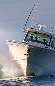 654K views · 3.4K shares | ⁣ ⁣ ⁣ You can literally throw a dance party on board this monster!⁣ ⁣ Grady-White’s flagship model, the Canyon 456 center console, is incredibly spacious and technically sophisticated. It has by far the widest beam in the category and is also the largest unsinkable boat of its kind.⁣⁣ ⁣⁣ Thoughts on this beast? | Boats Gone Wild | Facebook