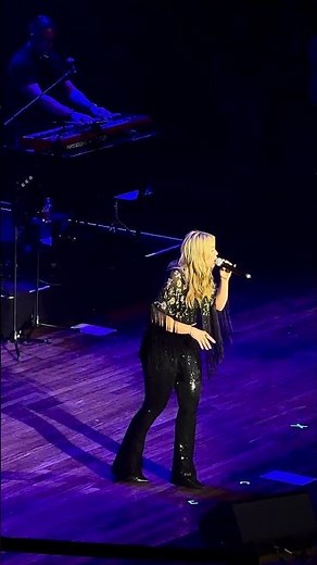 Laure Alaina “Road Less Traveled” live at The Ryman Nashville.