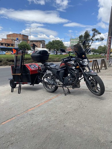 Strong Trailer Híbrido: Tu Compañero en Aventuras