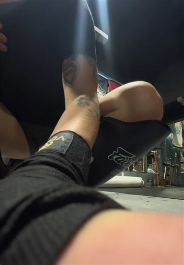 my name is crystal n i love throwin elbows #muaythai #muaythaiwomen #womenselfdefense #martialarts