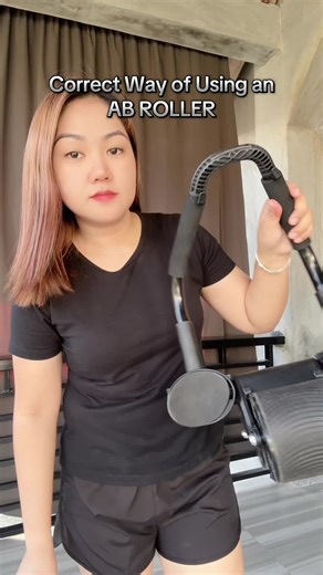 Correct Way to Use an Ab Roller for Safe Workouts