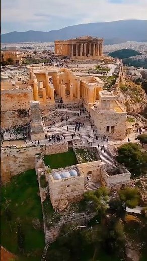 Parthenon: 🏛️ The Ancient Wonder That Still Stands Tall in Athens! ✨
