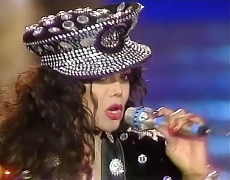 La Toya Jackson's Live Performance of 'You and Me'