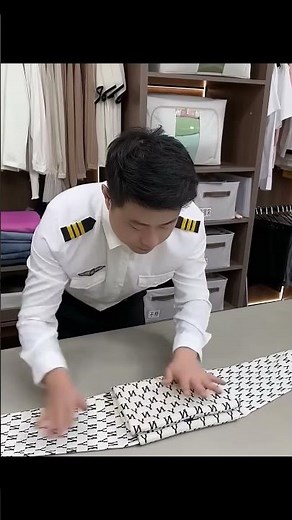 Smart Folding Tricks You Need! 🤯 #lifehack #storage #tidyhome