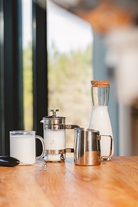 1.3K views · 16 reactions | Buse vapeur, mousseur à lait, cafetière à piston : votre cœur balance pour réaliser votre mousse de lait. On vous explique les avantages mais aussi les inconvénients de chaque méthode ! | MaxiCoffee | Facebook