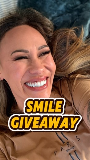 CWKNZ on Instagram: "DENTAL MAKEOVER GIVEAWAY 😱😱😱✨✨ 🎁 Win a €5000 Smile Makeover for You + a Friend! 🎁 We’re giving TWO lucky people the chance to experience a luxury smile transformation at @verasmile.dental in Istanbul 🇹🇷🙌🙌🙌 To enter: 1.⁠ ⁠Follow @verasmile.dental on Instagram 2.⁠ ⁠Like, save, and share this post with a friend 3.⁠ ⁠Tag that friend in the comments and write how you’re feeling about your smile transformation.. The winners will be drawn on the 16th of August 2025 on Ver